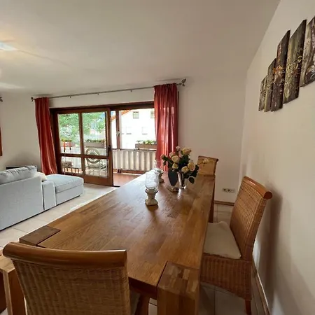 „partanum“ Apartamento *